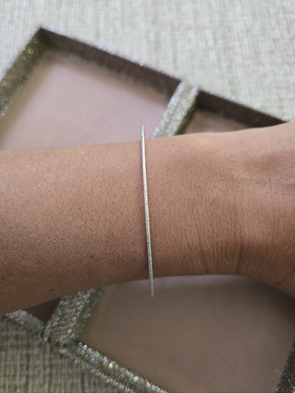 14k White Gold Bangle Bracelet